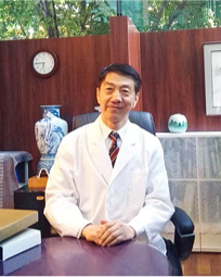 主任相談員 王強